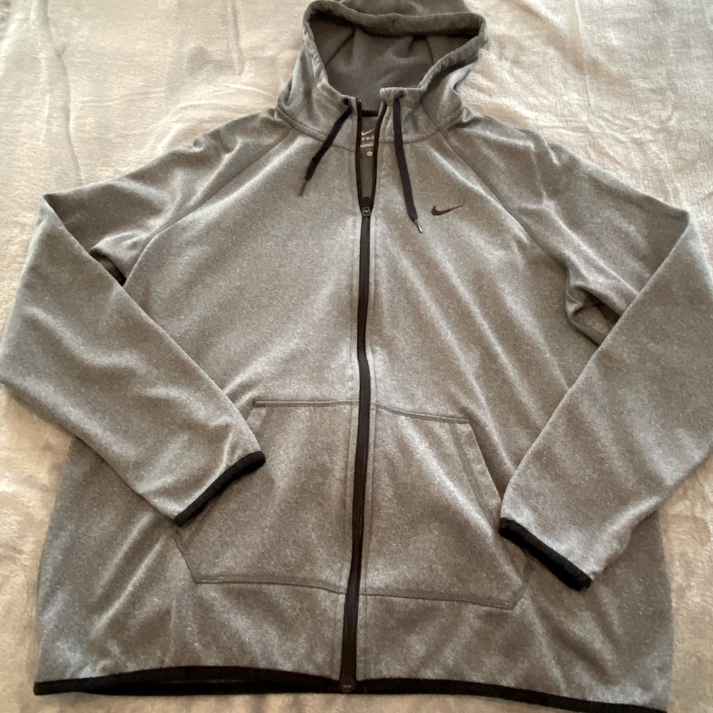 Womens Nike jacket (XL)